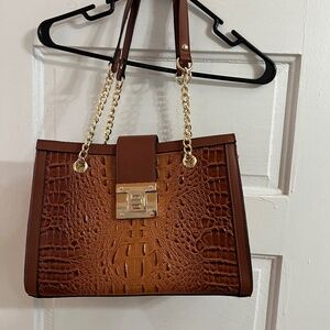 Brand new purse and wallet without tags.